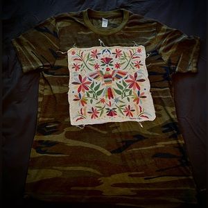Camouflage t shirt